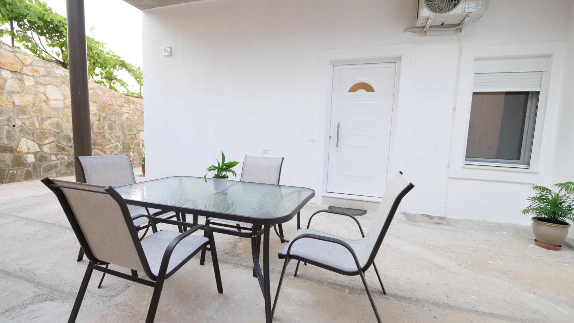 Blue Mare Apartments Sarande Ngoại thất bức ảnh