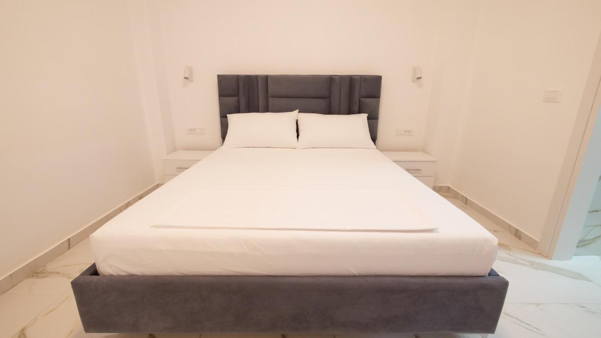 Blue Mare Apartments Sarande Ngoại thất bức ảnh