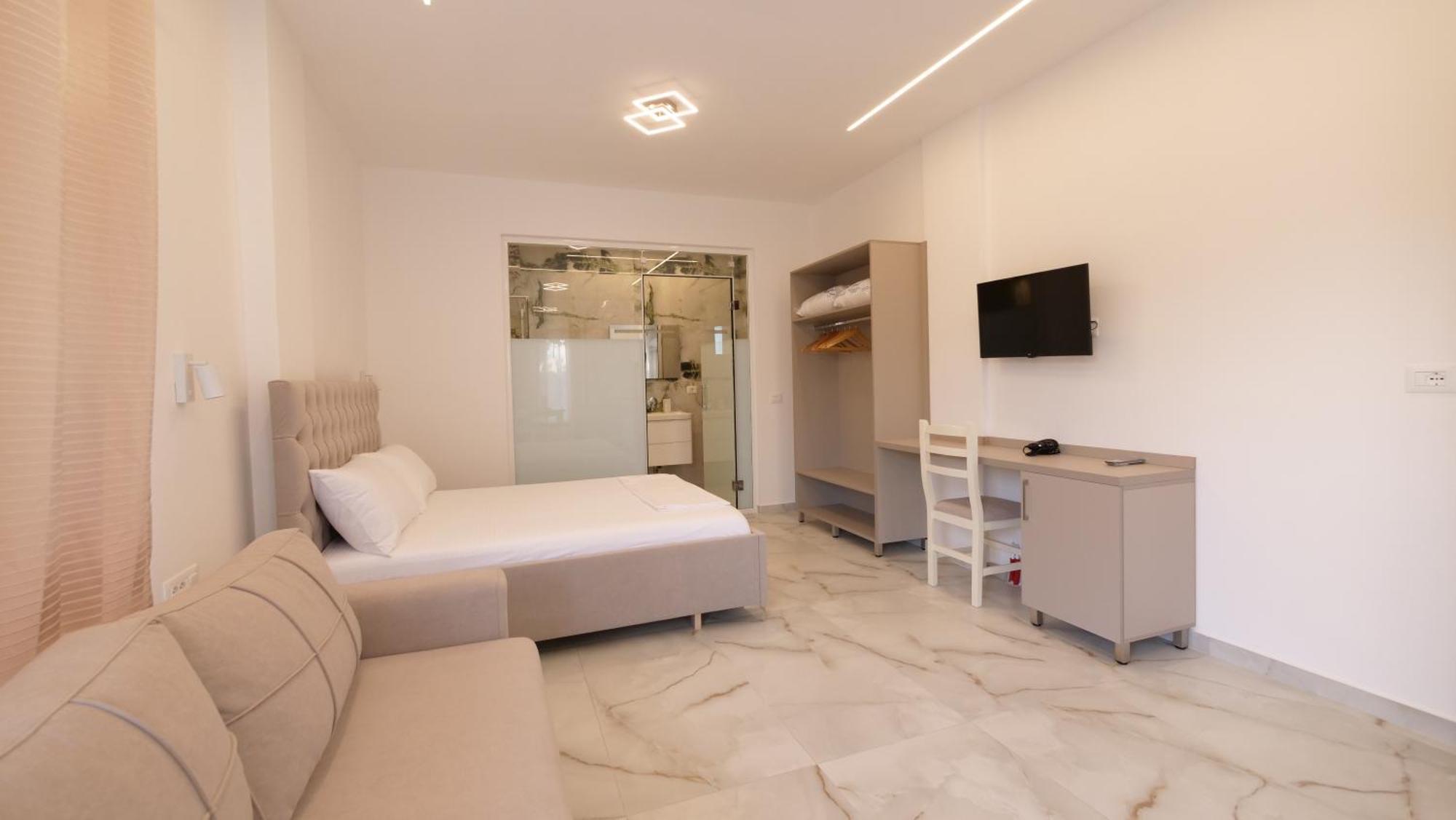 Blue Mare Apartments Sarande Ngoại thất bức ảnh