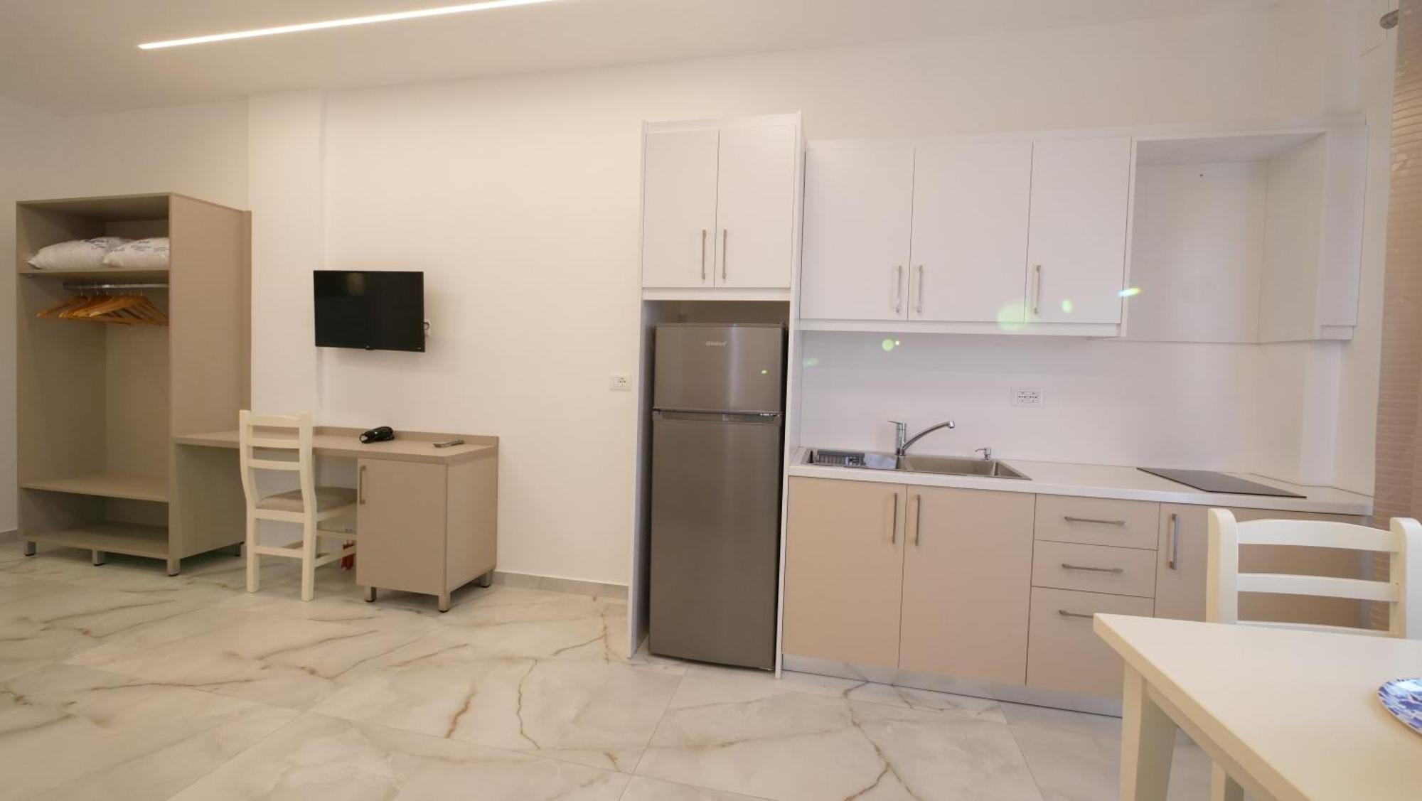 Blue Mare Apartments Sarande Ngoại thất bức ảnh