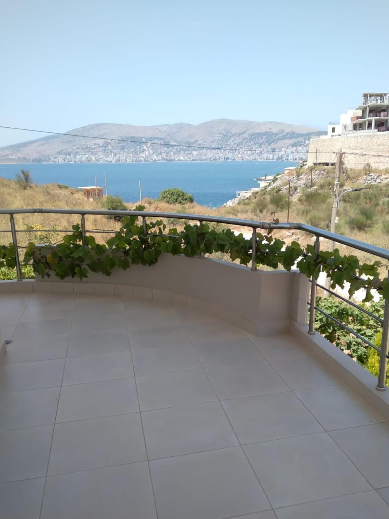 Blue Mare Apartments Sarande Ngoại thất bức ảnh