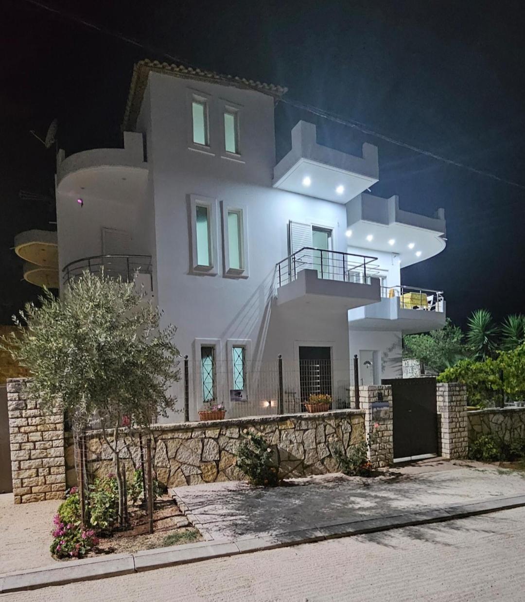 Blue Mare Apartments Sarande Ngoại thất bức ảnh