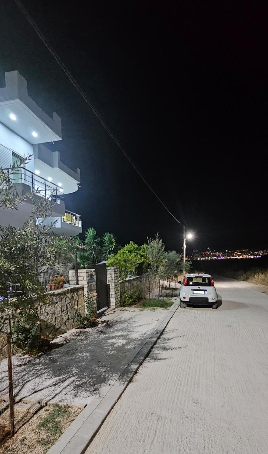 Blue Mare Apartments Sarande Ngoại thất bức ảnh